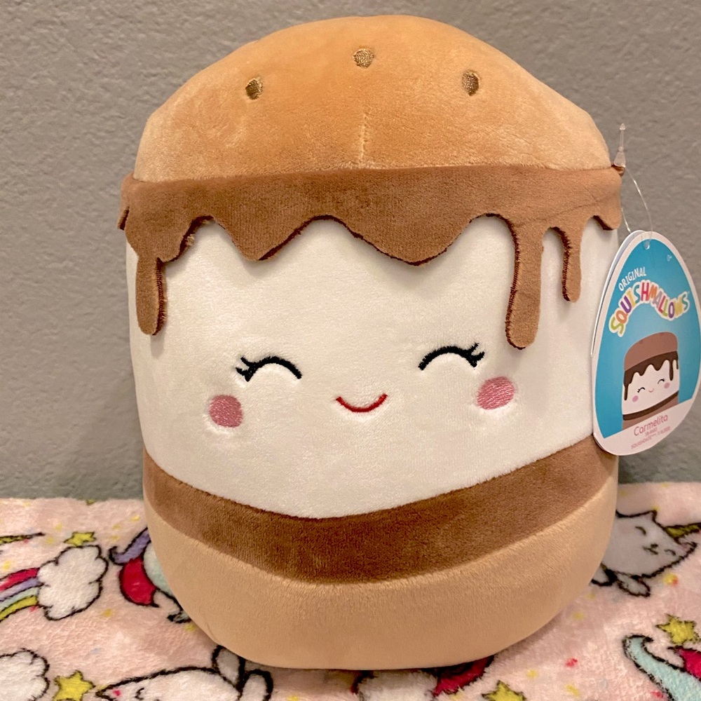 8" Squishmallow Carmelita S'more